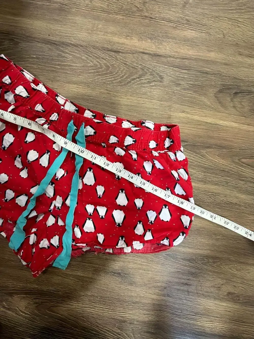 Aerie Women's Red Penguin Print Pajama Sleep Shorts